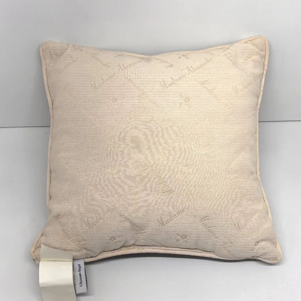 Madame Alexander Ultimate Angel Tapestry Throw Pillow 1999 - New with Tags